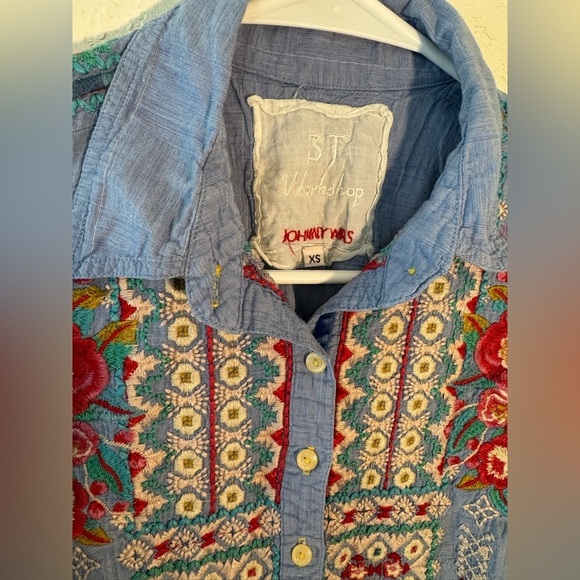 Johnny Was 3J Workshop Polly Button Back Embroidered Long Sleeve Size XS - Picture 4 of 8